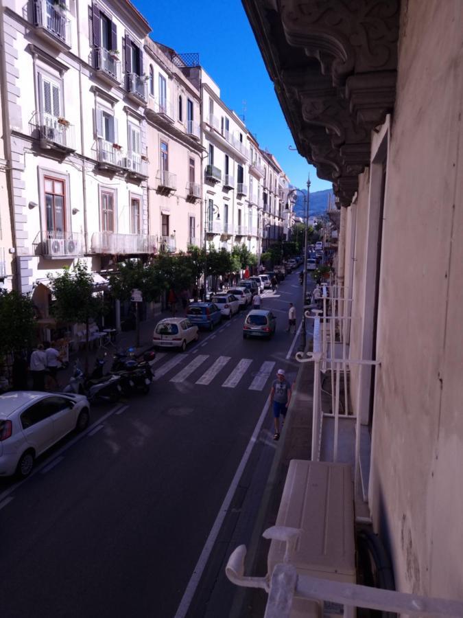 Il Balconcino Di Mary Bed & Breakfast Sorrento Bagian luar foto